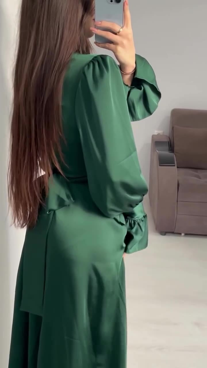 Elegant Long-sleeved Satin Maxi Dress