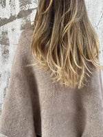 Soft Cashmere Long Sleeve Jacket