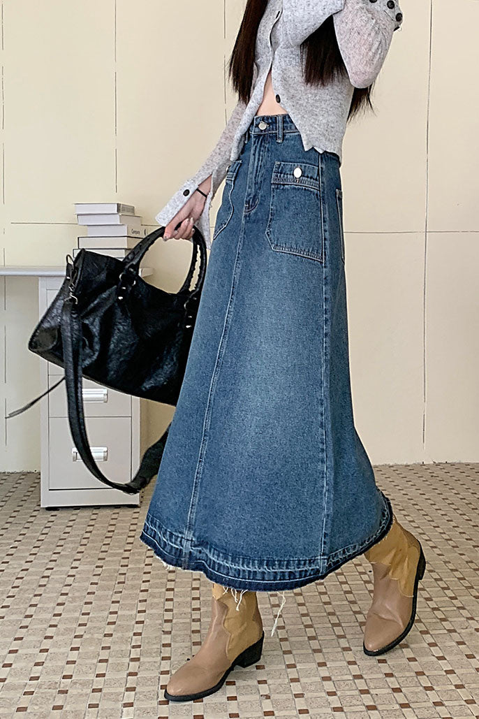 Blue Washed Patched Pockets Denim skirt