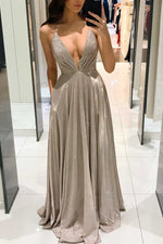 Deep V-neck Spaghetti Strap Backless Maxi Dress