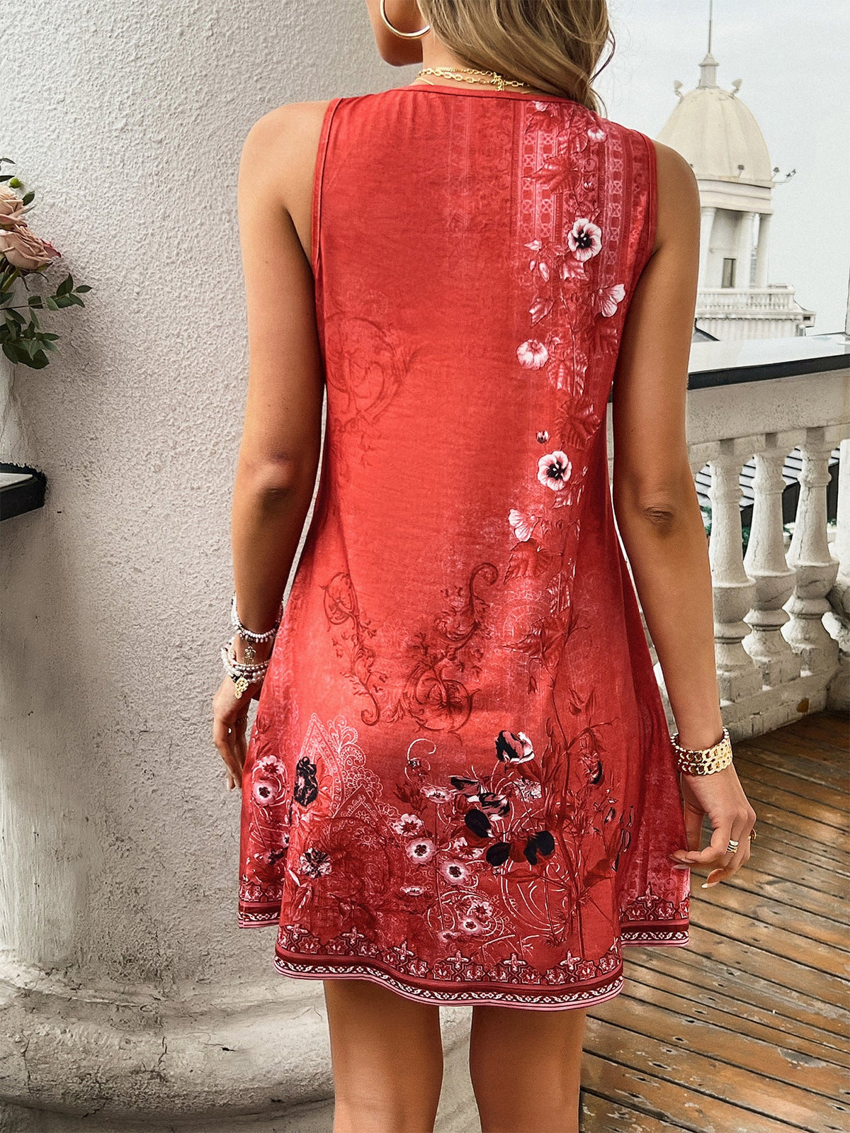 Vintage Floral Sleeveless Shift Mini Dress