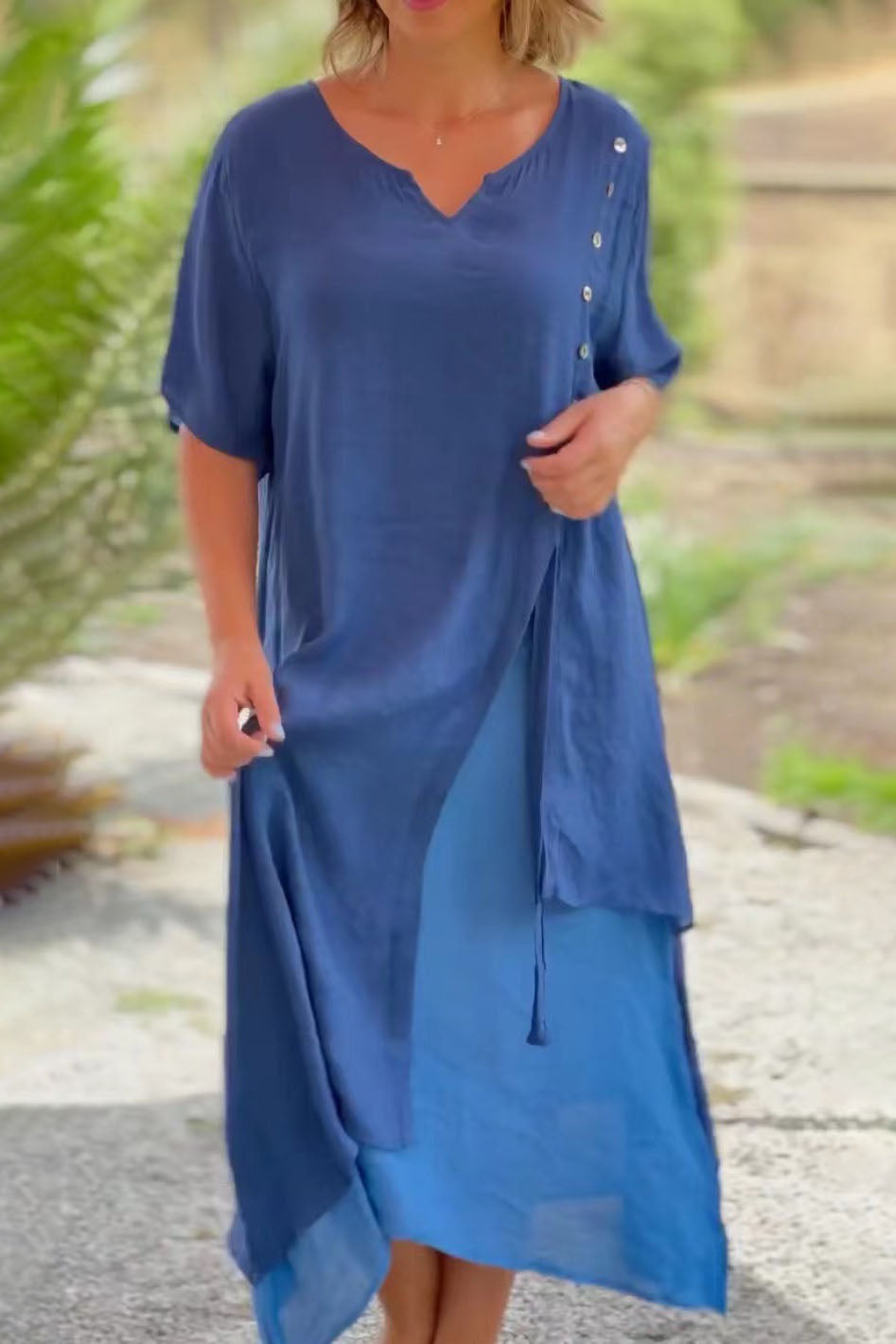 Buttoned Trim Short Sleeves Midi Dress