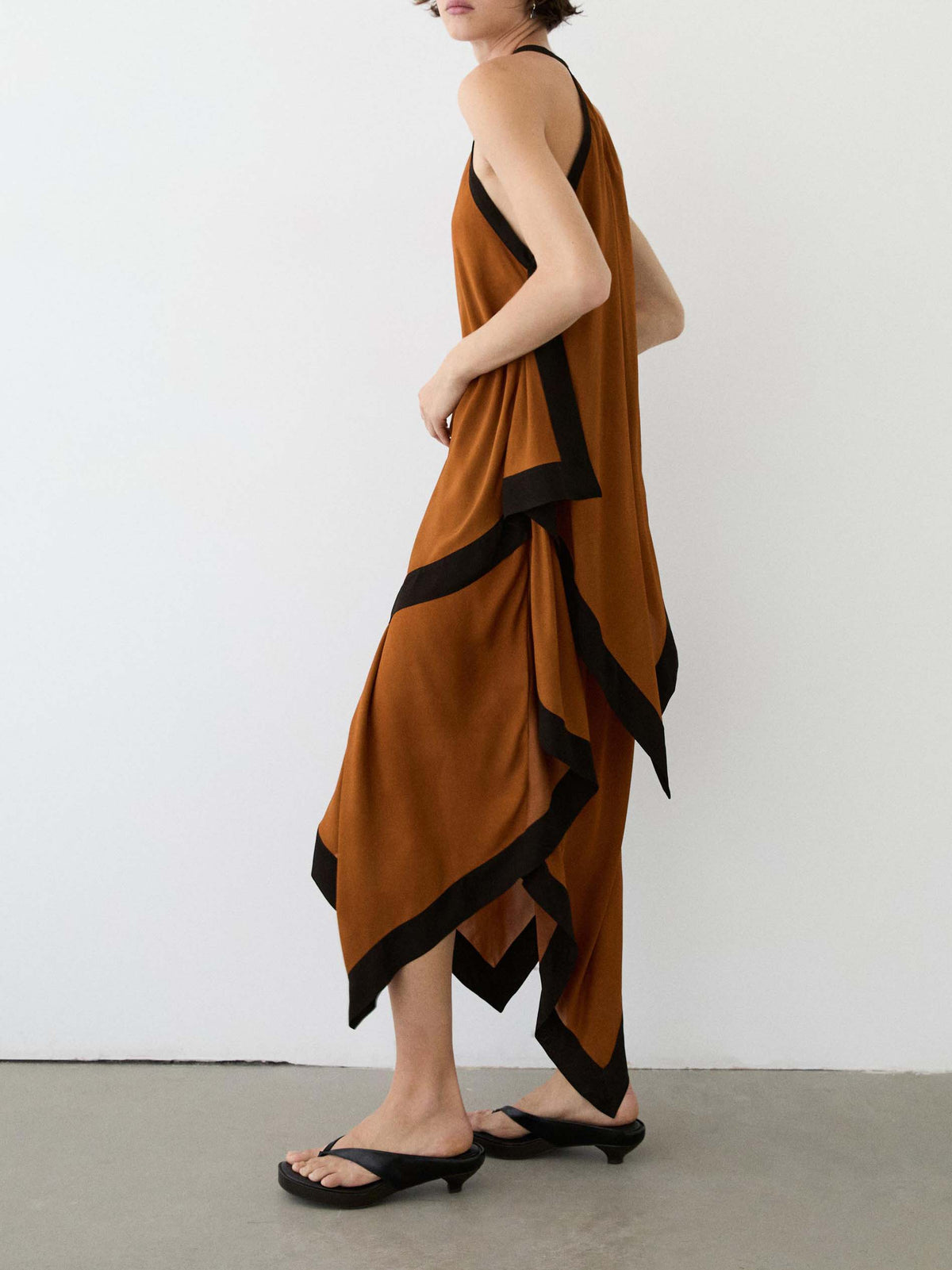 Brown Contrast Edge Asymmetric Hem Midi Dress
