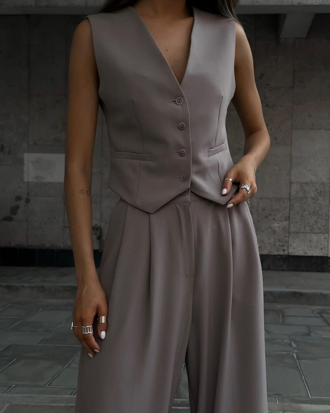 Chic Vest with Wide-leg Pants Two Piece Suit