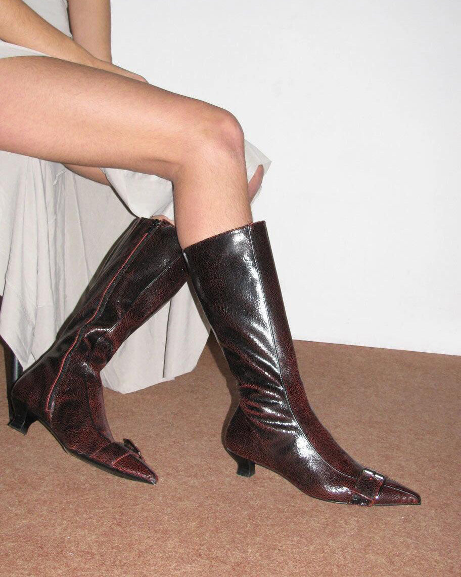 Leather Pointed Toe Side Zipper Boots