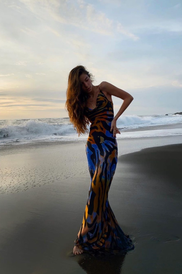 Blue Wavy Line Print Maxi Dress