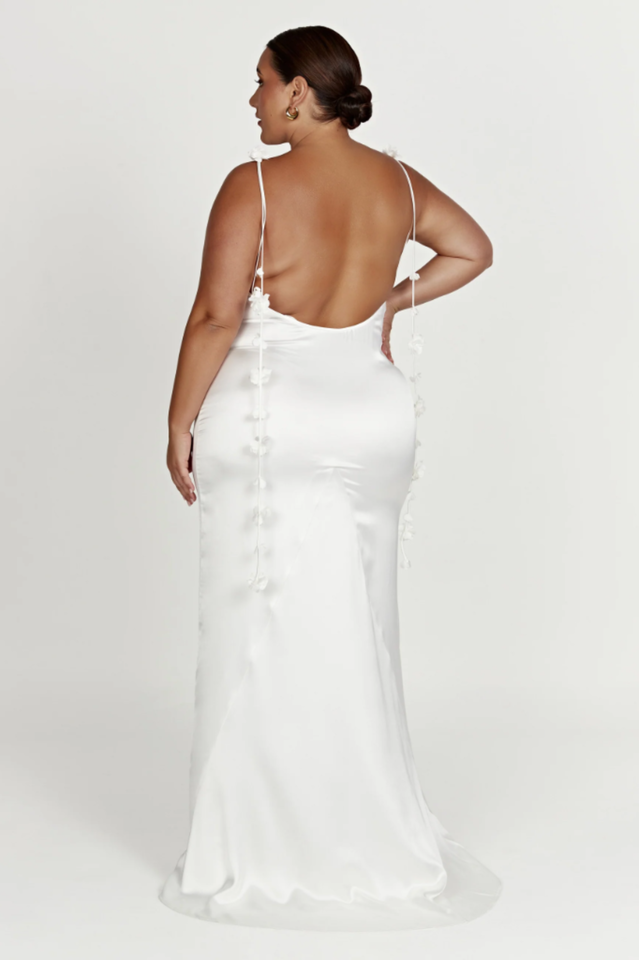 White Rosette Straps Backless Gown